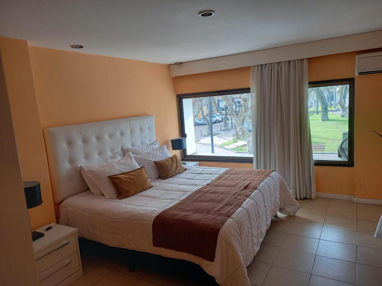 Nuevo Hotel Plaza ميناس المظهر الخارجي الصورة
