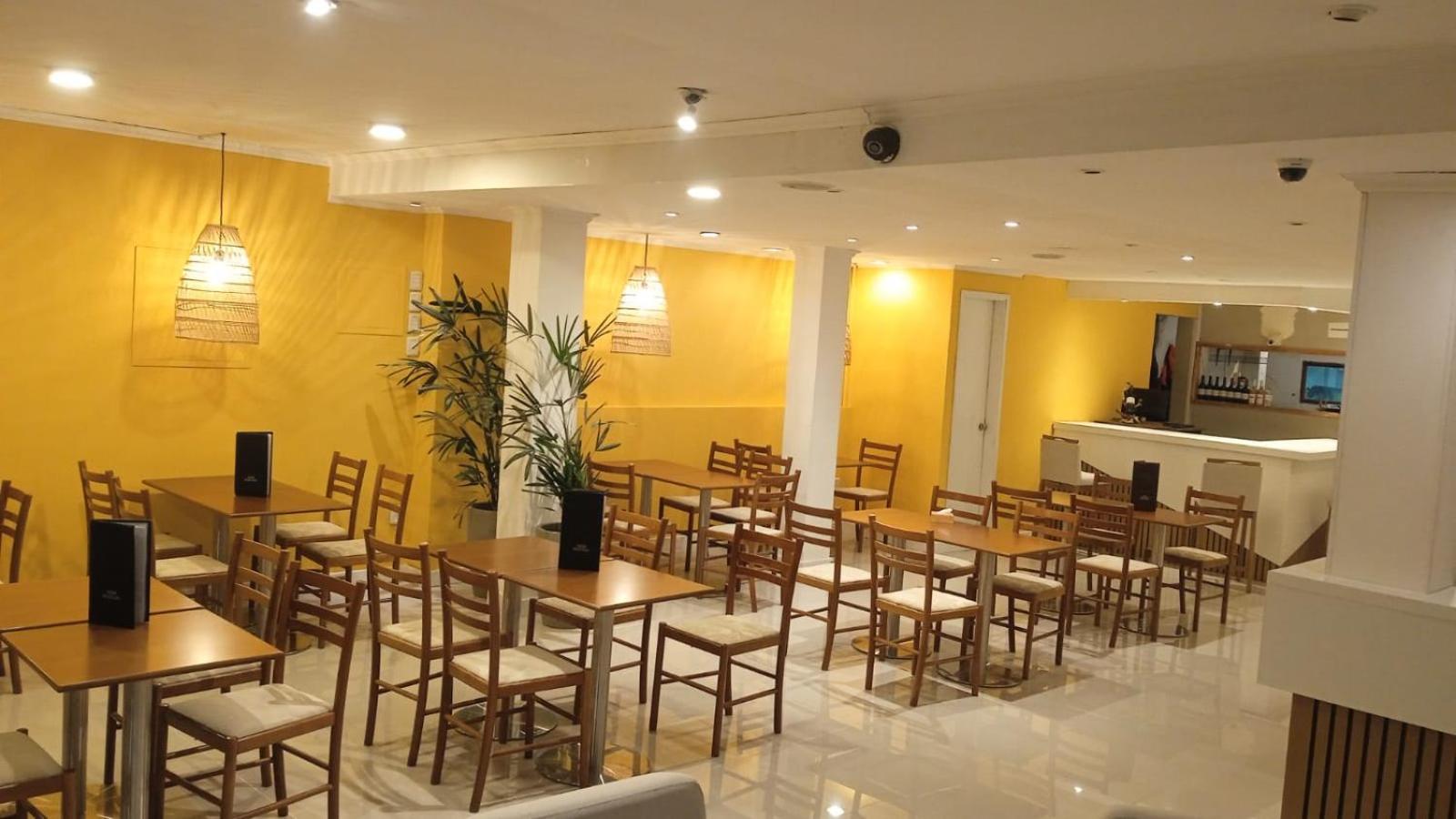 Nuevo Hotel Plaza ميناس المظهر الخارجي الصورة