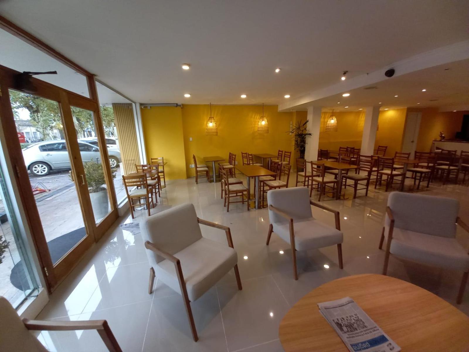 Nuevo Hotel Plaza ميناس المظهر الخارجي الصورة