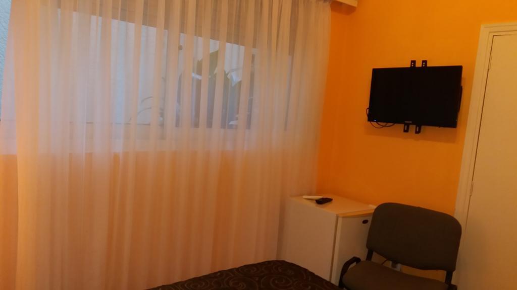 Nuevo Hotel Plaza ميناس المظهر الخارجي الصورة